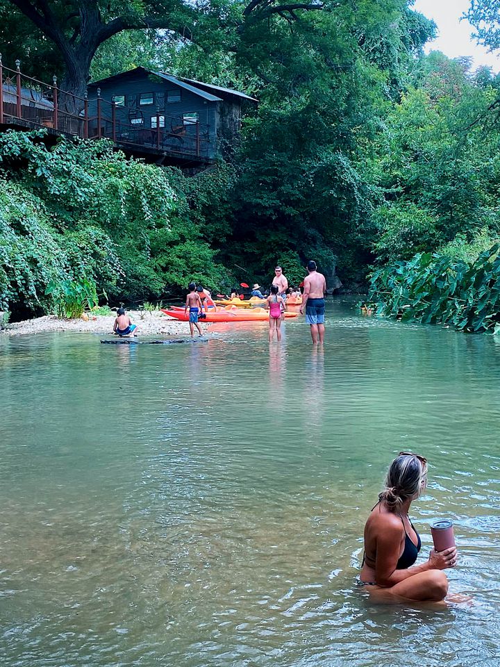 Safari Tent Tranquility in the Heart of Texas, Perfect for Glamping in Cibolo