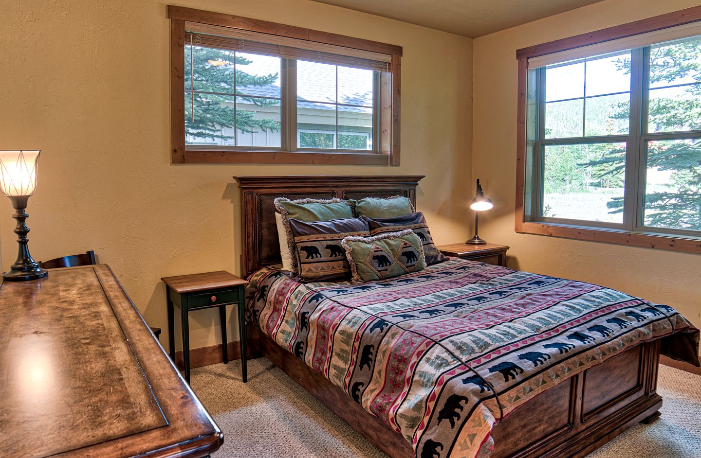 Regal Breckenridge Cabin with a Hot Tub