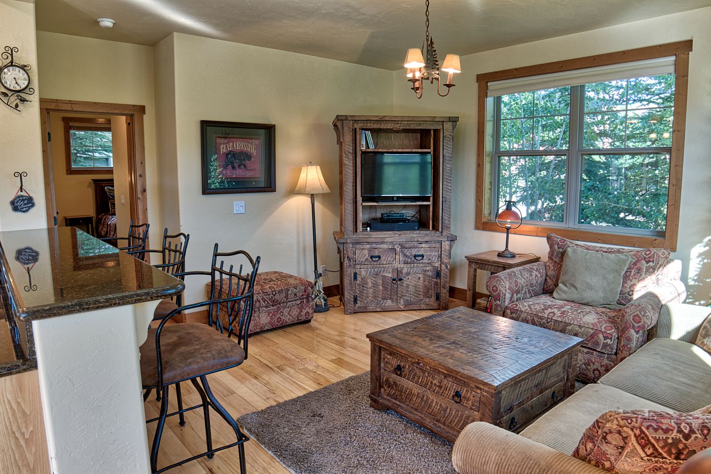 Regal Breckenridge Cabin with a Hot Tub