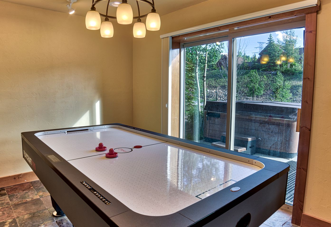 Regal Breckenridge Cabin with a Hot Tub