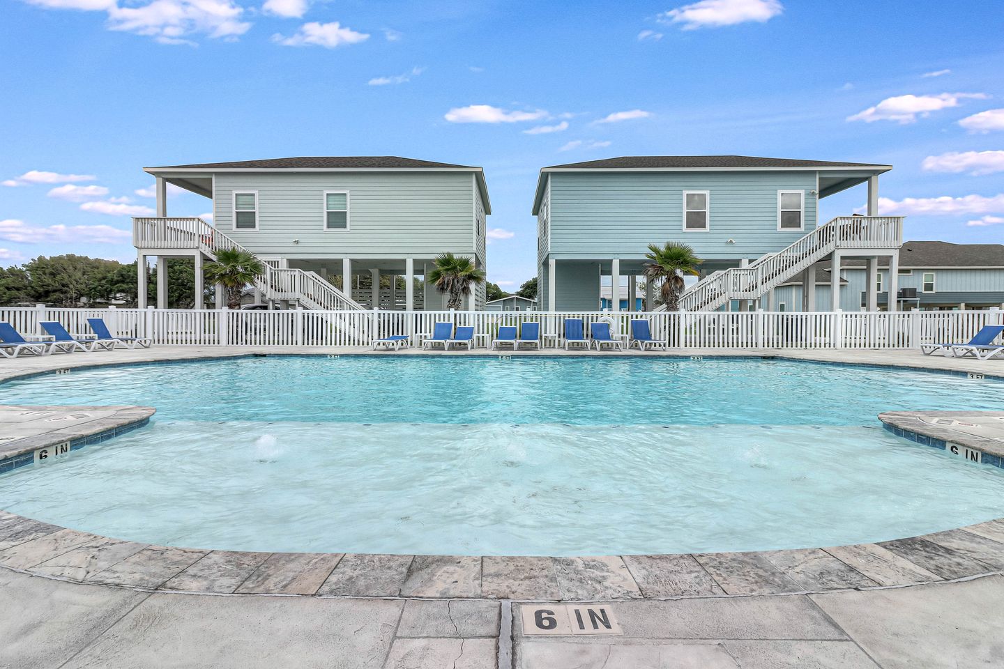 Incredible Waterfront Beach House with Swimming Pool in Rockport, Texas