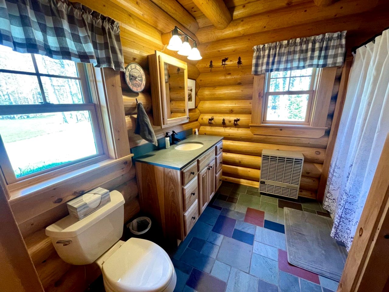 Exquisite Waterfront Log Cabin Haven Near Moosehead Lake, Maine