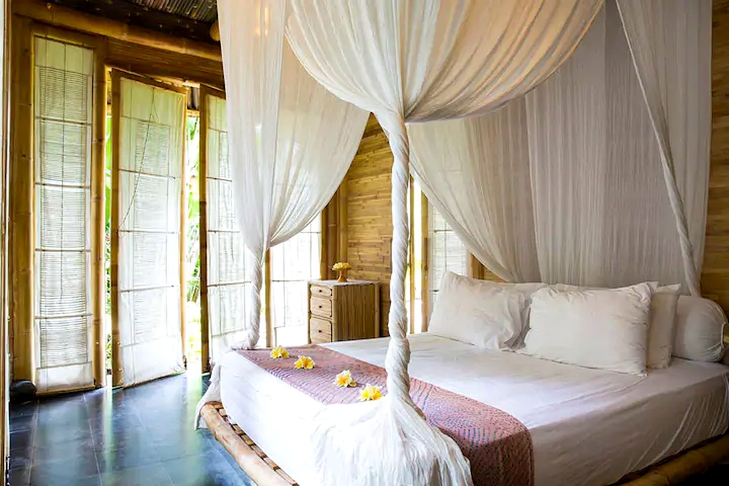 Magical Bali Villa With Pool and Tropical Surroundings