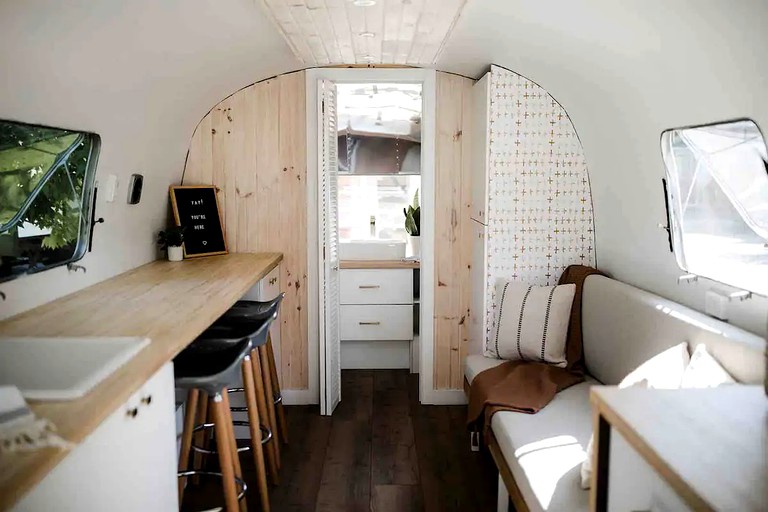 Airstreams (Belleville, Ontario, Canada)