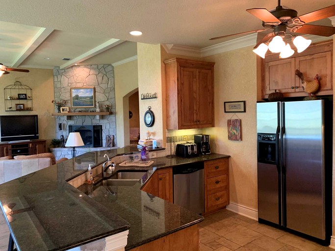 Cabins (Bandera, Texas, United States of America)