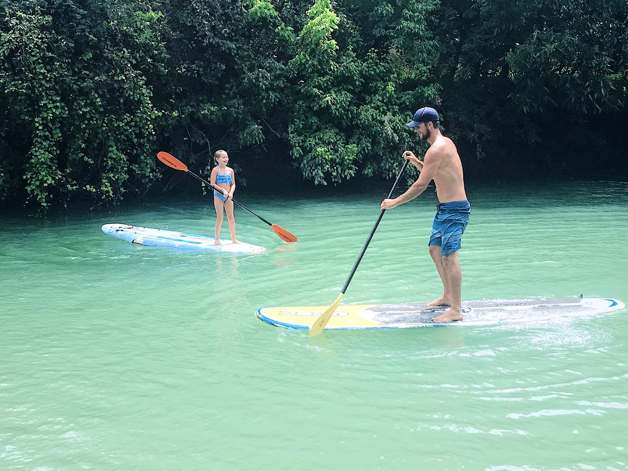 Fantastic Texas Glamping Adventure for Family and Friends: Luxurious Tented Cabin on the Geronimo Creek in Seguin
