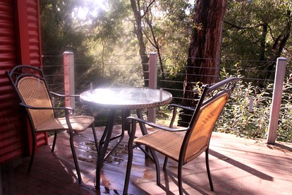 Deluxe Halls Gap Accommodation with a Spa Bath for Relaxing Romantic Getaways in Victoria photo 3
