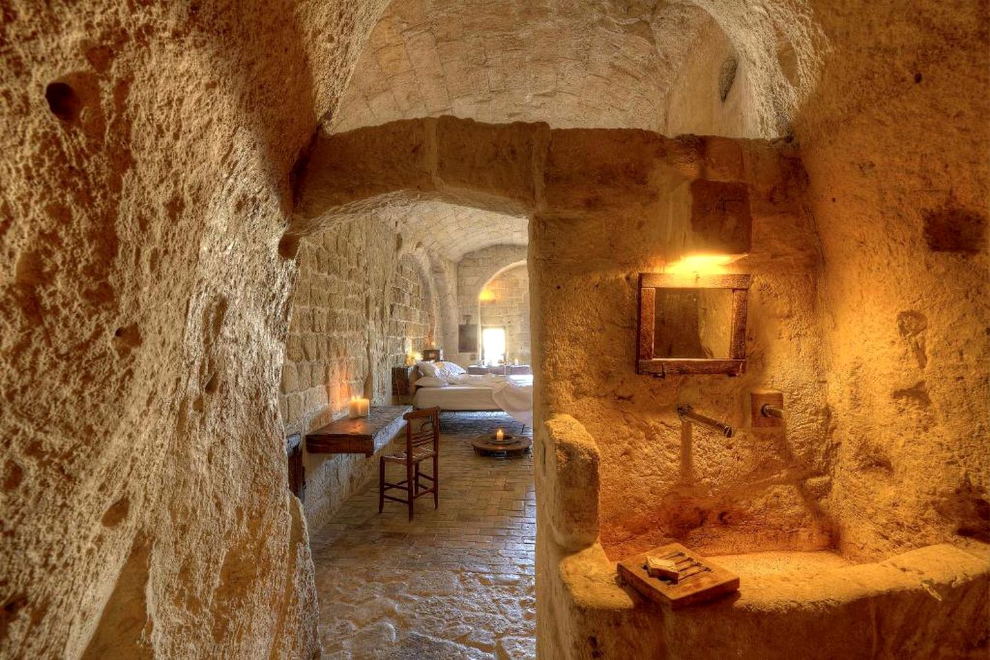 Unique Cave Rental with Deluxe Tub in Medieval Village of Basilicata Region