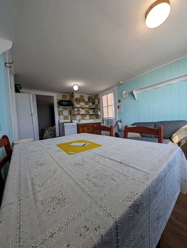 Cottages (United States of America, North Truro, Massachusetts)