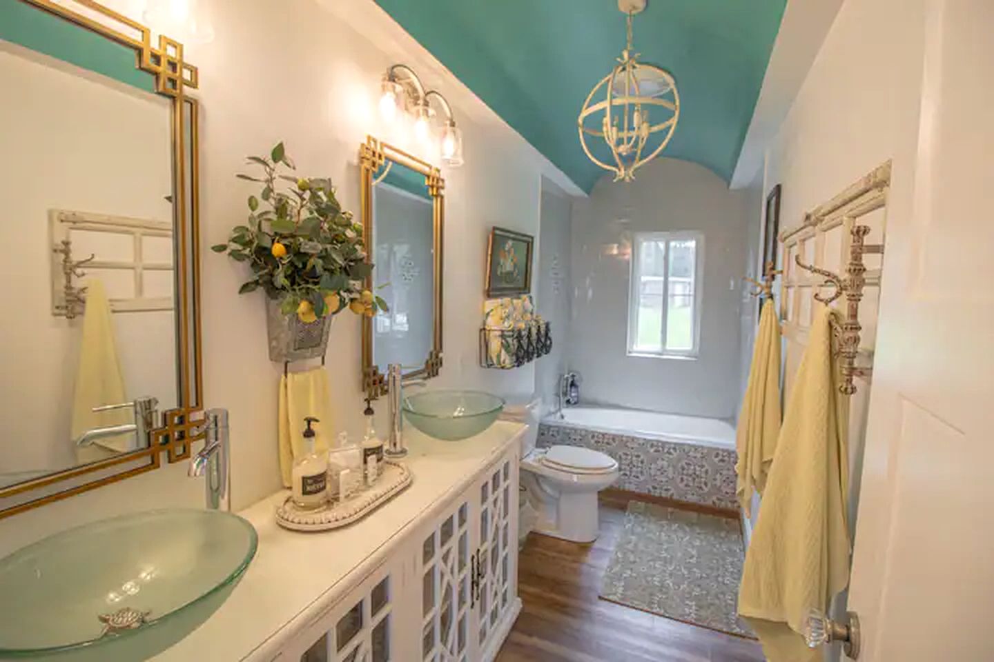 The Unforgettable La Sirata and Casita Together