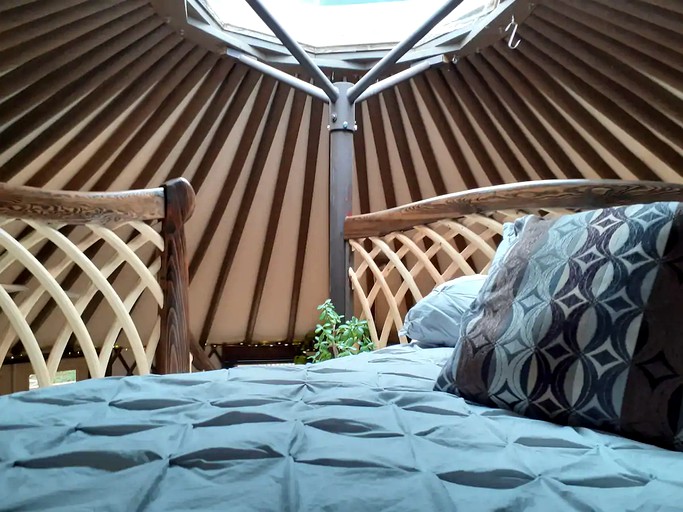 Yurts (Merville, British Columbia, Canada)