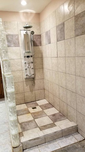 Cabins (Killeen, Texas, United States)