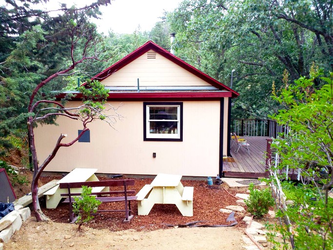 Cabins (Julian, California, United States of America)