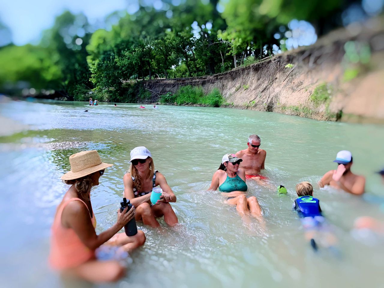 Amazing Riverside Glamping Adventure: Fully-Equipped Safari Tent on the San Marcos River near Kingsbury, Texas