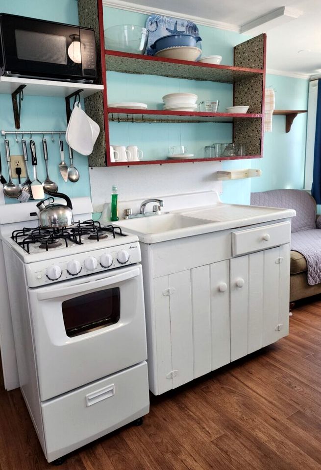 Beachside Retreat with Scenic Views in North Truro, Massachusetts