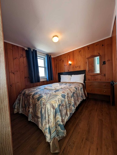 Cottages (United States of America, North Truro, Massachusetts)