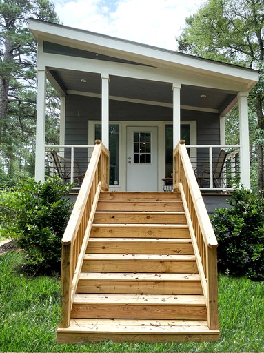 Tiny Houses (Willis, Texas, United States of America)