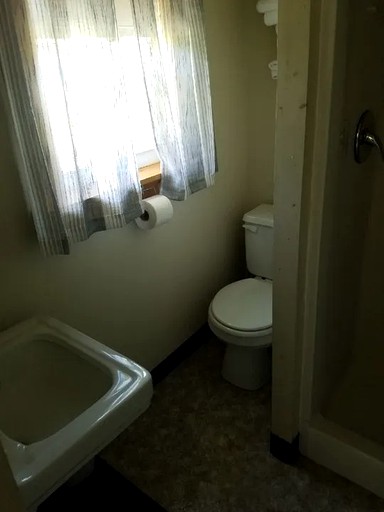 Cabins (Stewartstown, New Hampshire, United States of America)