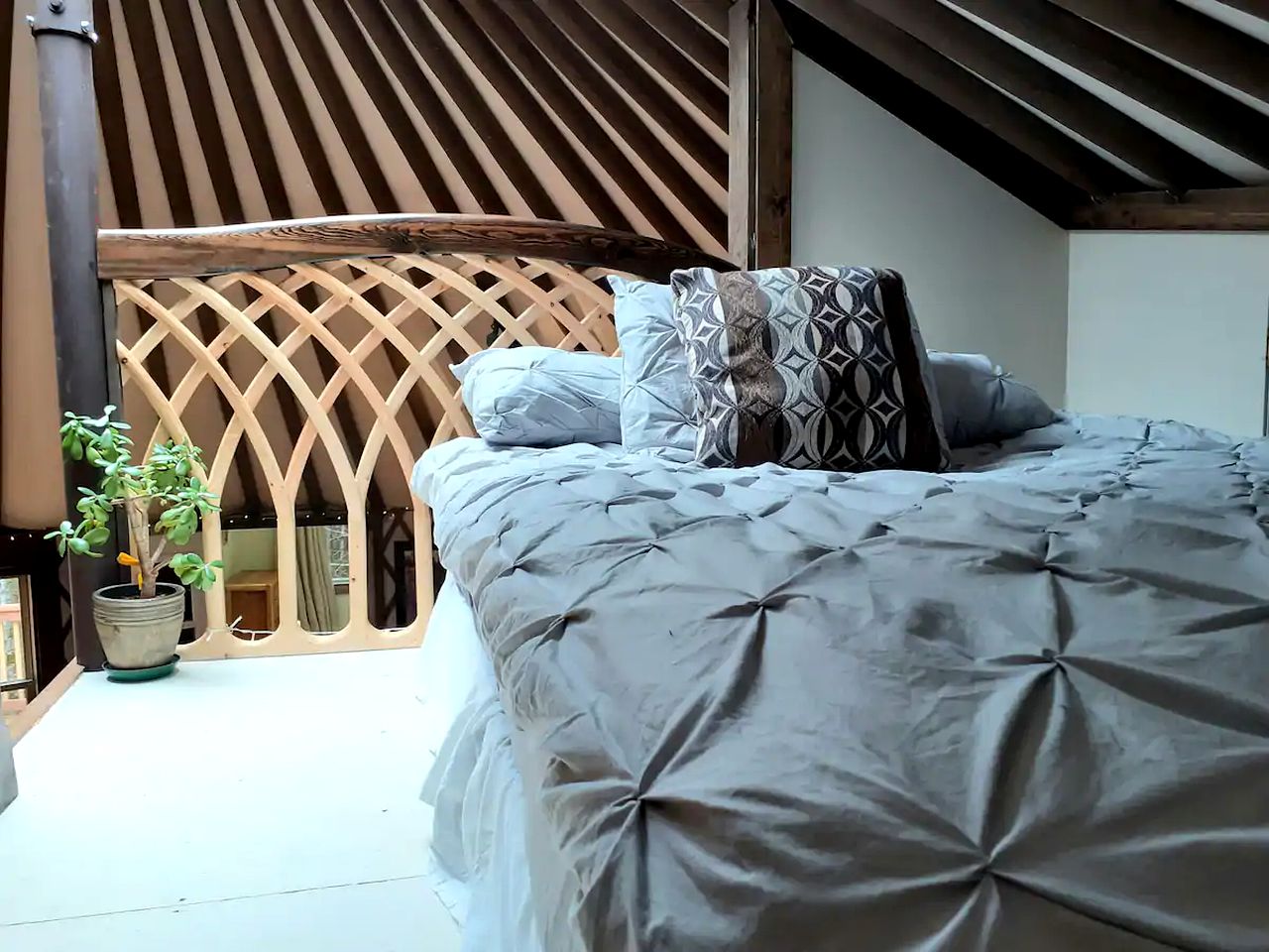 Magical Yurt Accommodation with Indoor Fireplace Ideal for a Vancouver Island Getaway