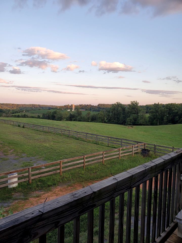 Fantastic Barn on a Sheep Farm for James River Camping in Scottsville, Virginia