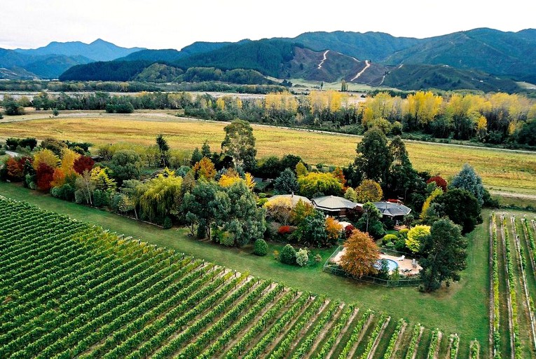 Cabins (Renwick, South Island, New Zealand)