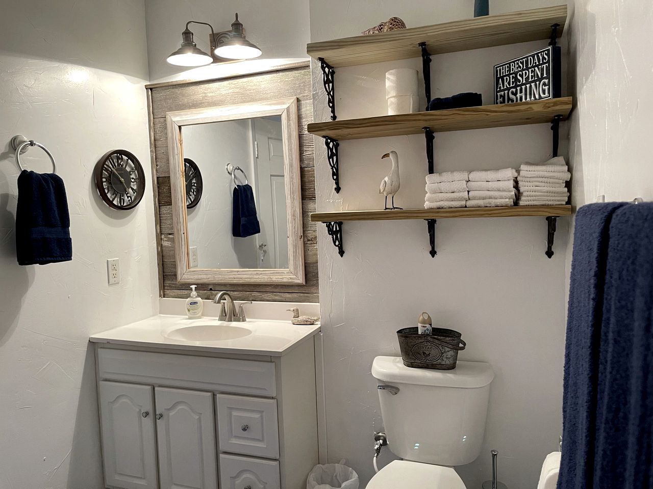 Idyllic Cabin with a Fire Pit Perfect for a Weekend Getaway from Houston