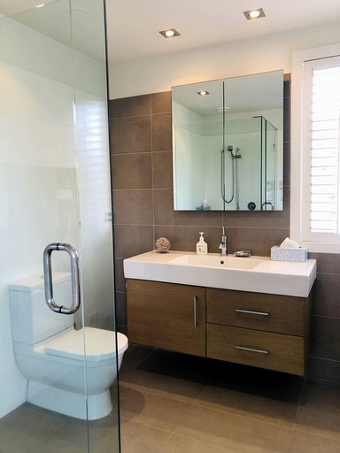 Beach Houses (Rawhiti, North Island, New Zealand)