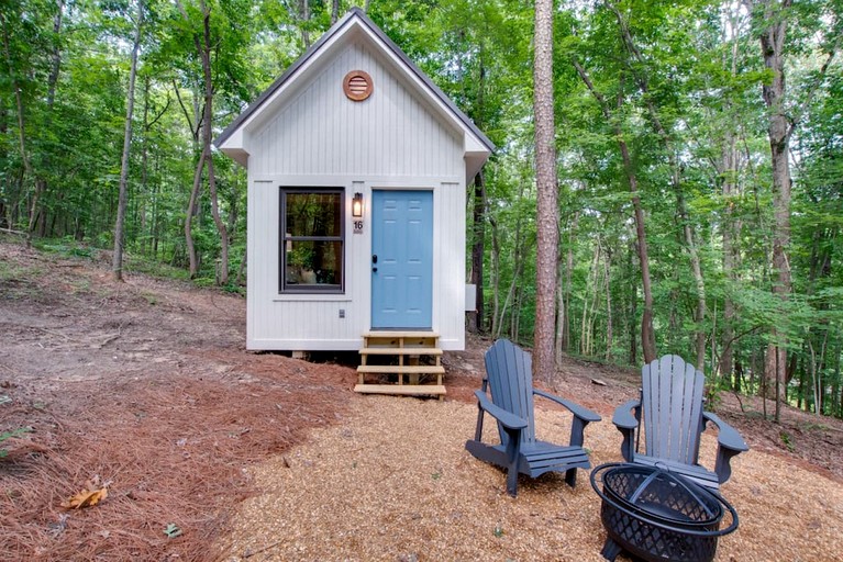 Wonderful Tiny House with Outdoor Living Areas in Alabama