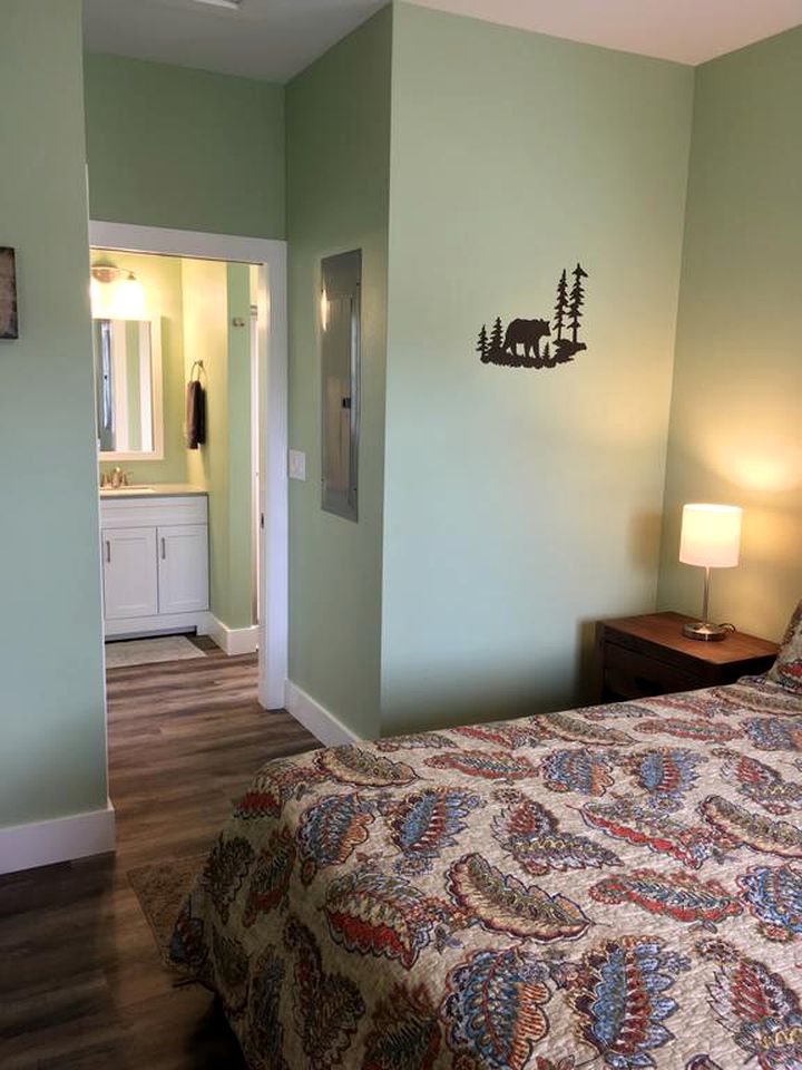 Idyllic Cottage Rental in Waynesville Perfect for a Great Smoky Mountains Getaway