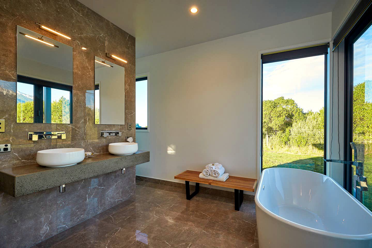 Luxury Hapuku Accommodation for the Ultimate Romantic Getaway, South Island