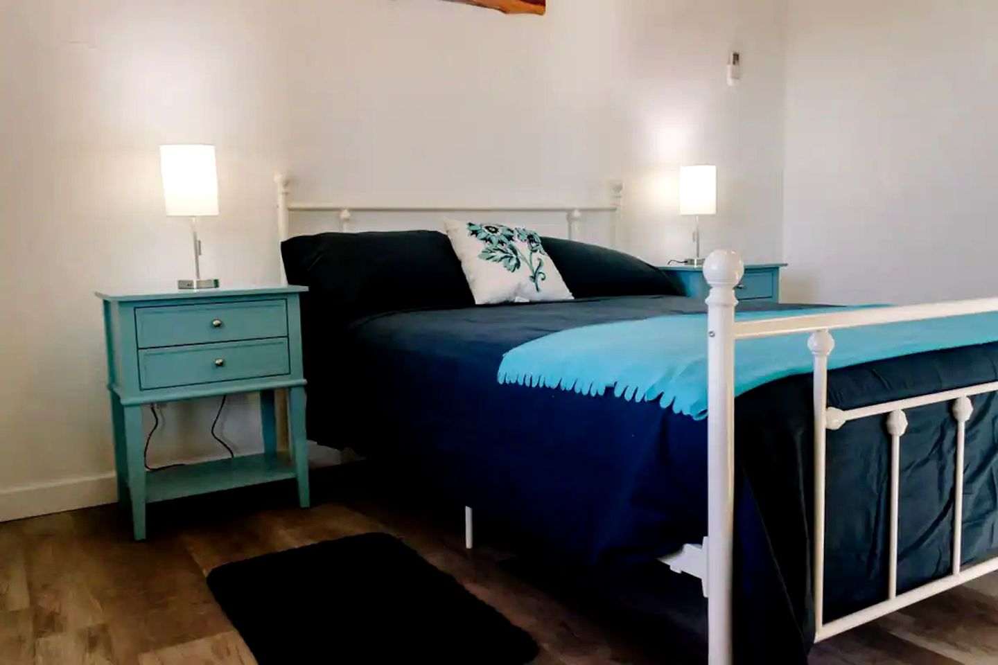 Secluded Cabin Rental for a Weekend Getaway near Austin