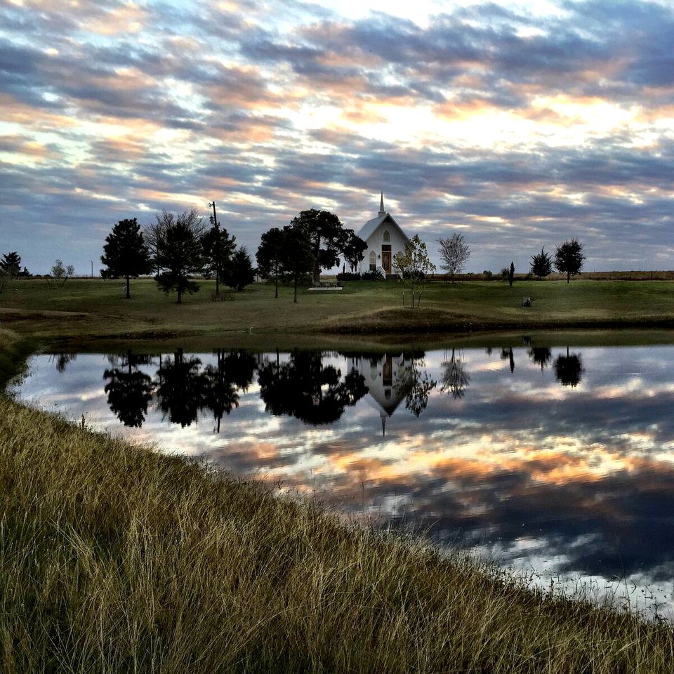 Beautiful Cottage Rental Perfect for Weekend Getaways from Houston near Round Top