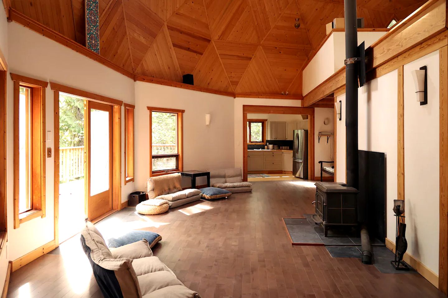 Beautiful Nelson Accommodation for Deluxe Canada Glamping