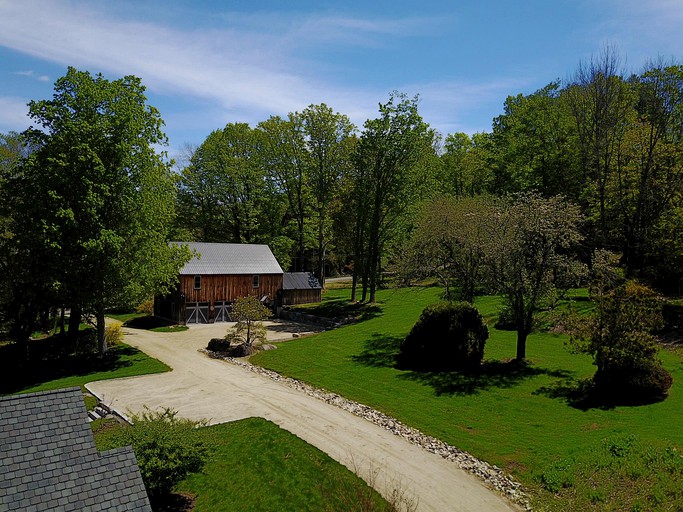 Barns (South Berwick, Maine, United States of America)