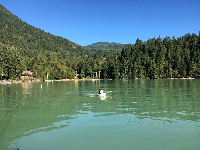 Cabins (Sechelt, British Columbia, Canada)