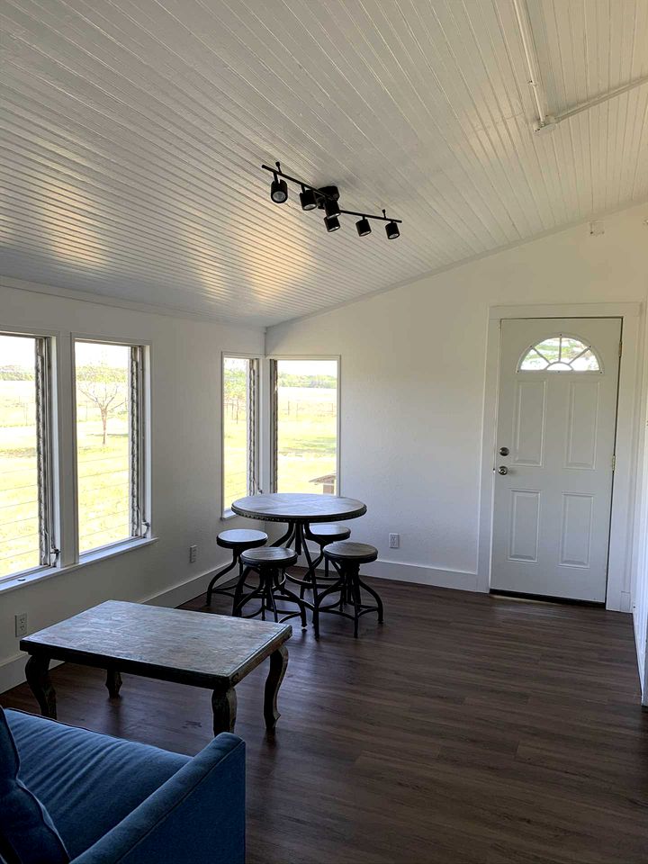 Mighty Oaks Retreat, Valdina Farms, D'Hanis, TX