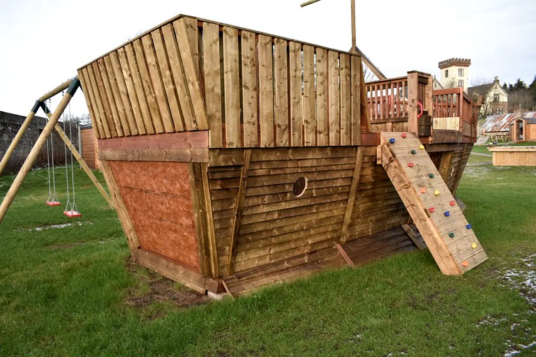 Tiny Houses (Delny, Scotland, United Kingdom)