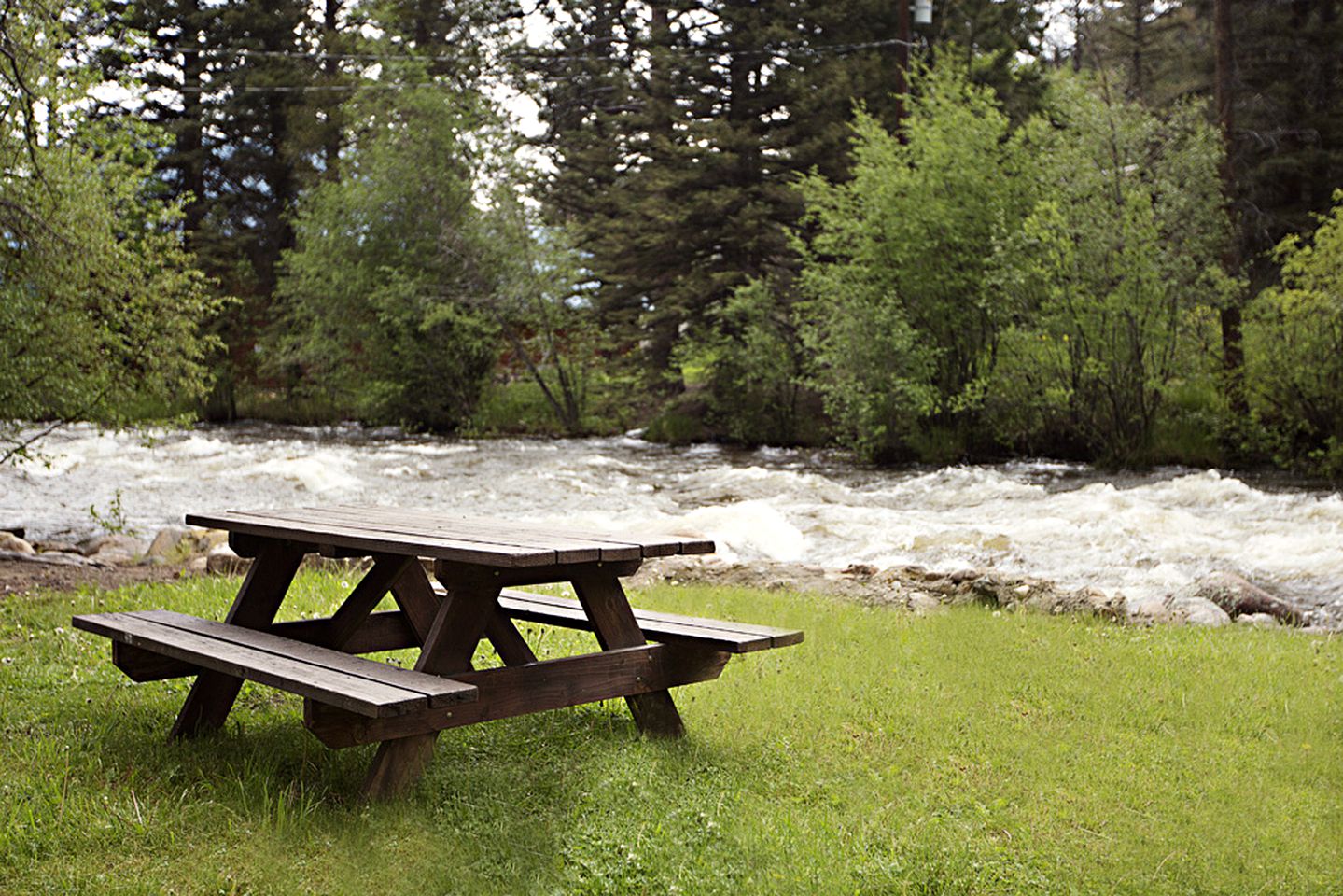 Relaxing Estes Park Cabin Overlooking Big Thompson River