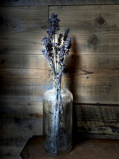 Cabins (Ormstown, Quebec, Canada)