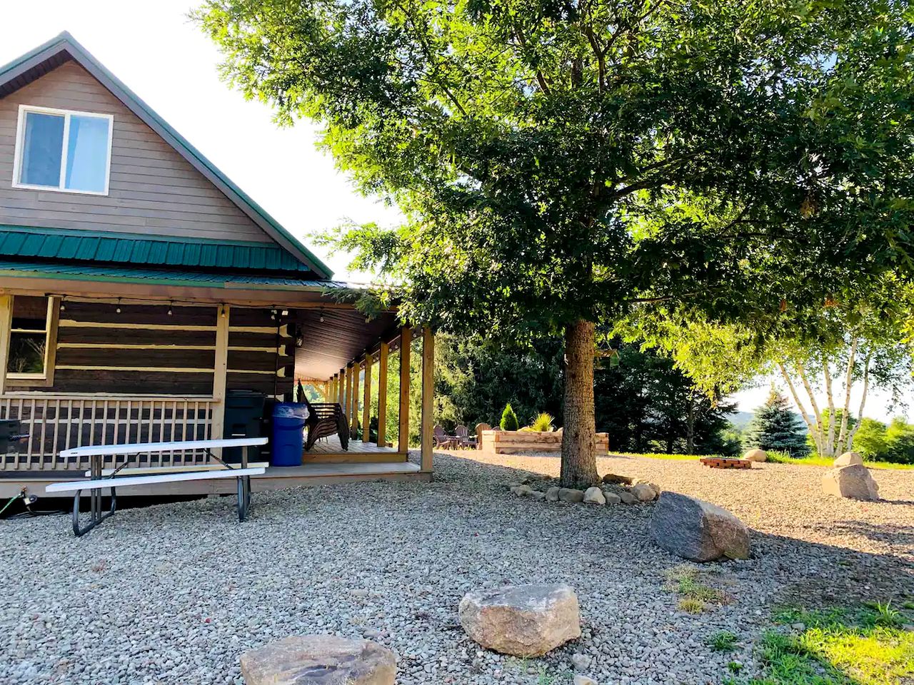 Tranquil Log Cabin Rental for a Relaxing Vacation in Upstate New York