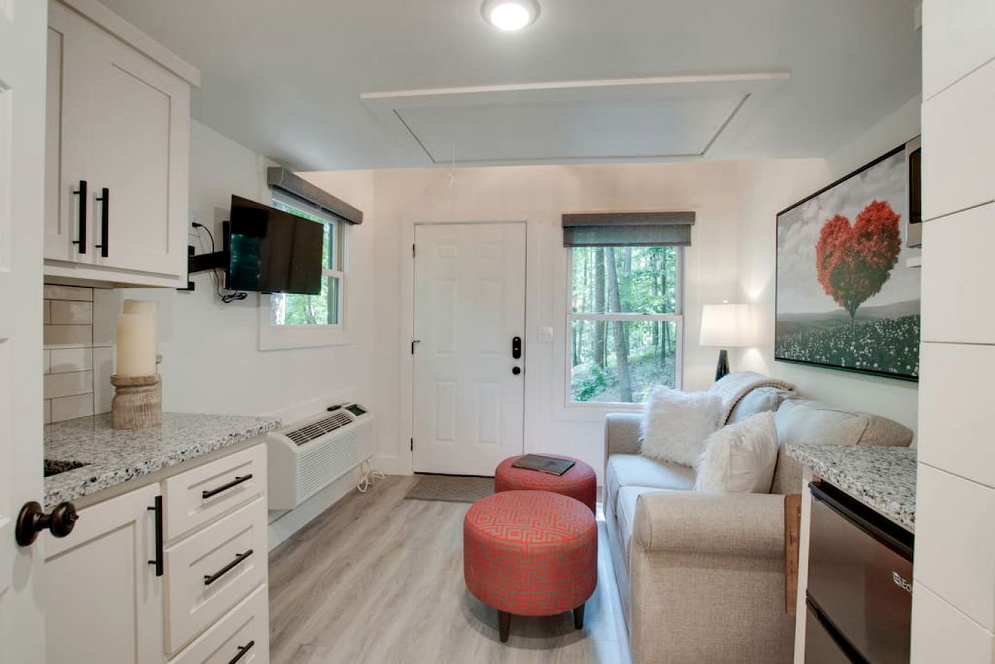 Picturesque Tiny Cabin Surrounded by Nature in Alabama