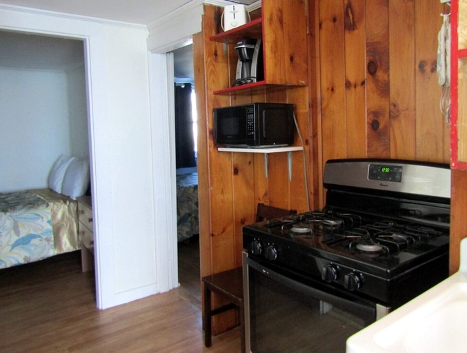 Cottages (United States of America, North Truro, Massachusetts)