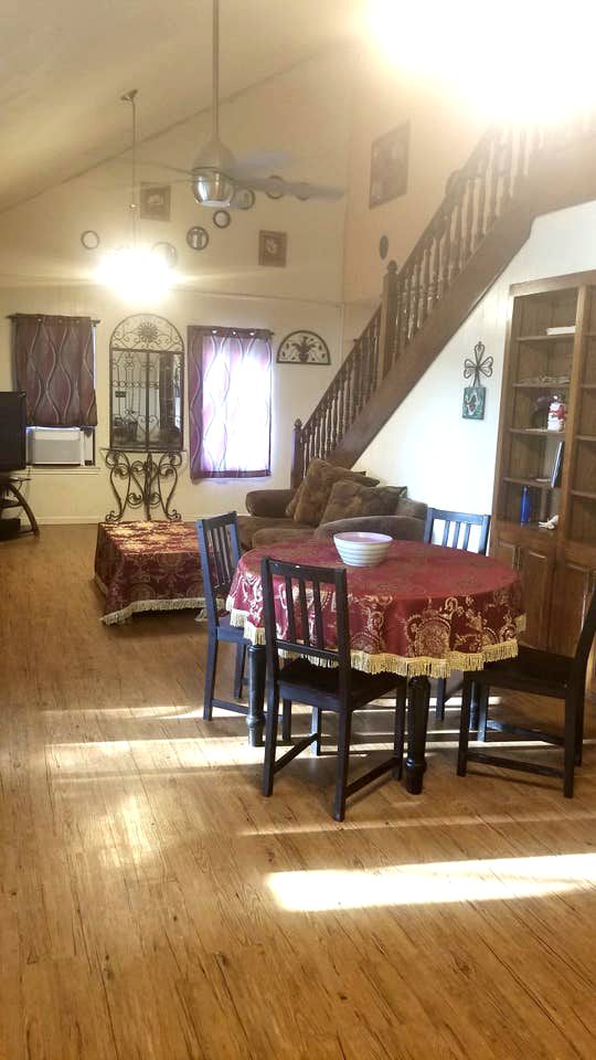 Vacation Cabin Rental with Picturesque Views from the Deck in Killeen, Texas