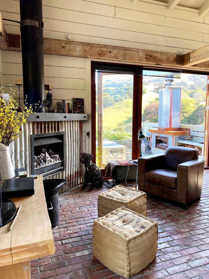 Beautifully Appointed Akaroa Accommodation for Weekend Getaways from Christchurch