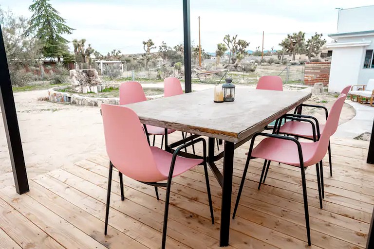 Villas (Yucca Valley, California, United States of America)