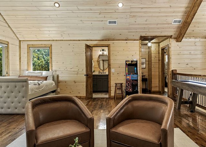 Hidden Haven Lodge | Cabins (Hochatown, Oklahoma, United States of America)