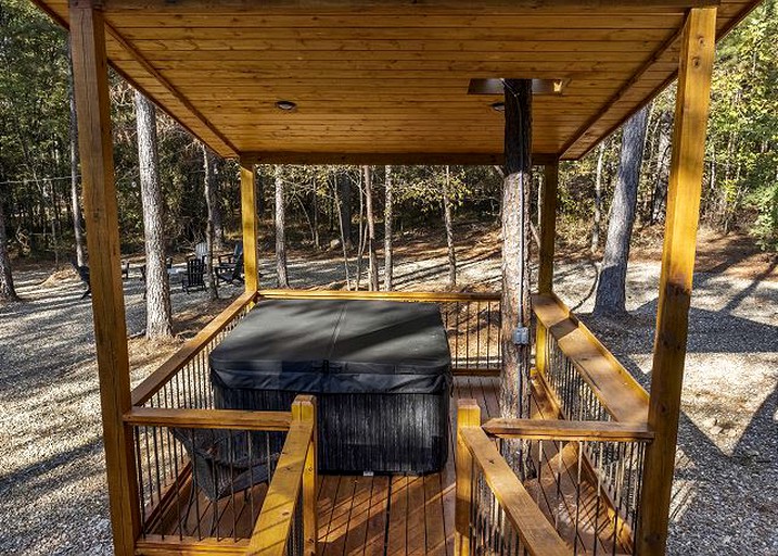 Hidden Haven Lodge | Cabins (Hochatown, Oklahoma, United States of America)