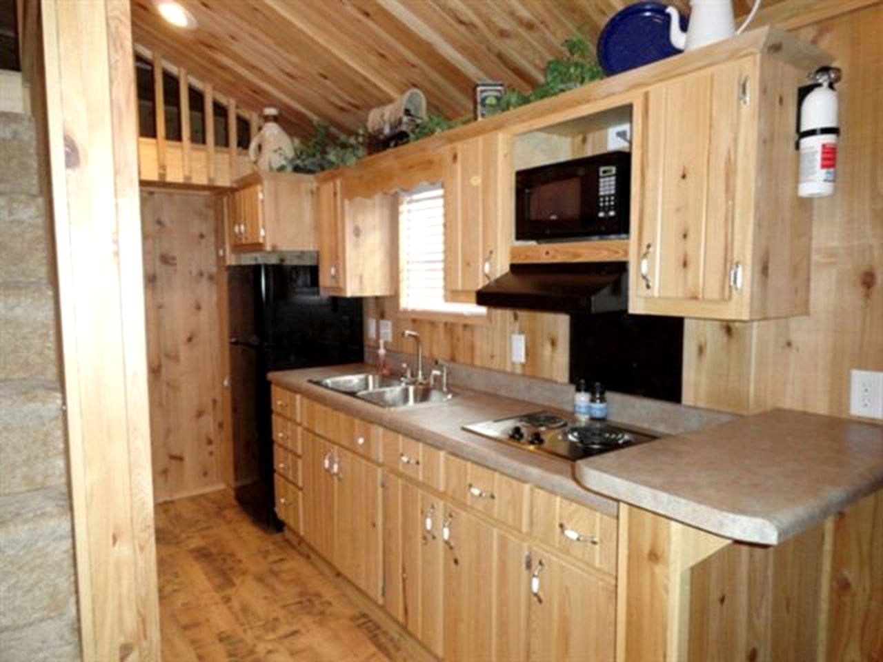 Warm Family Cabin for an Exciting Vacation in Northeastern Wyoming