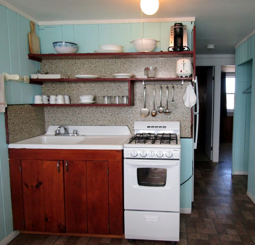 Beachfront Cottages with Private Access & Ocean Views in North Truro, Massachusetts