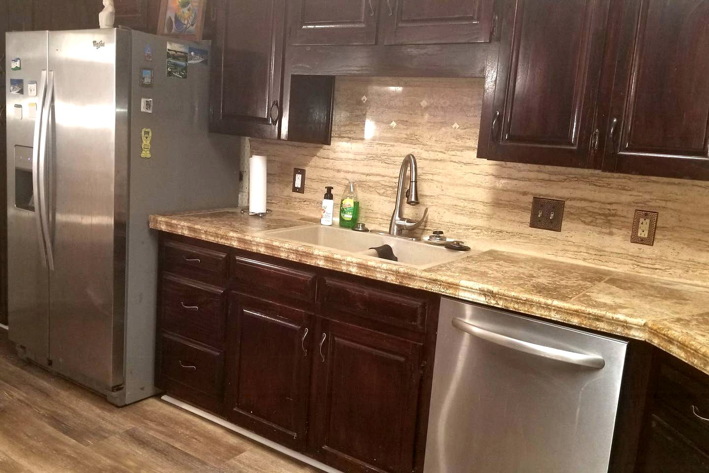 Vacation Cabin Rental with Picturesque Views from the Deck in Killeen, Texas